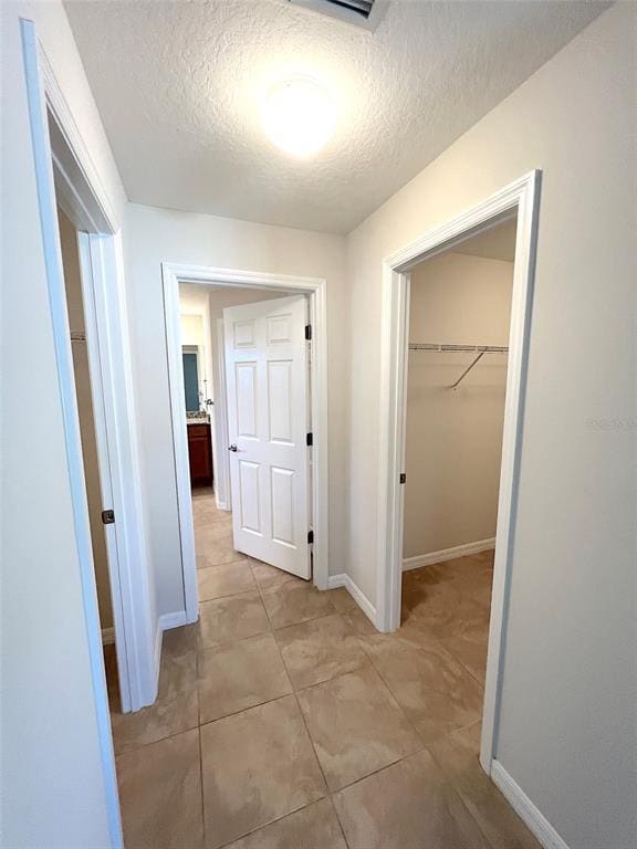 Building Photo - 9 Raemond Ln