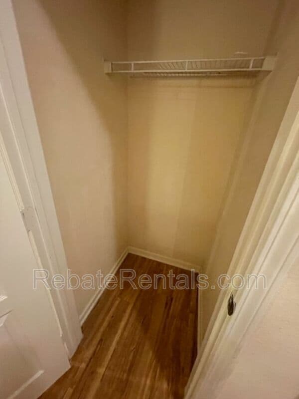 Building Photo - 8290 Gate Pkwy W