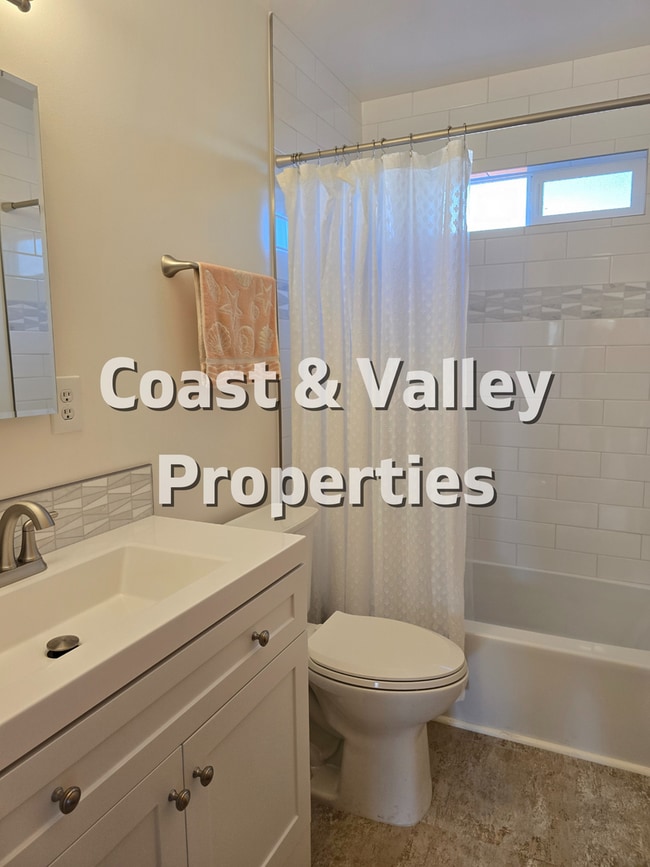 Building Photo - Beautiful Seaside Home for RENT!!!