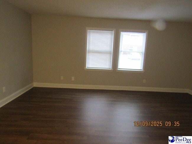 Building Photo - 1100-11G2 S Mayfair Terrace