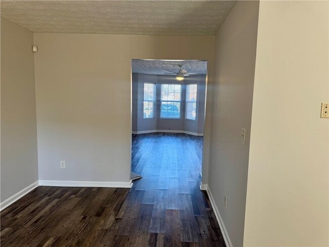 Building Photo - 5663 Windfall Ln