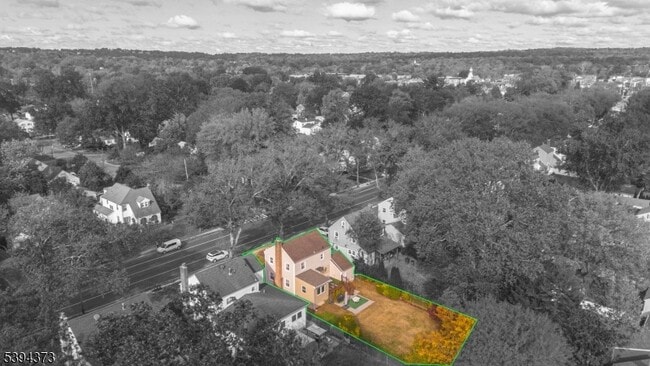 Building Photo - 125 Meisel Ave