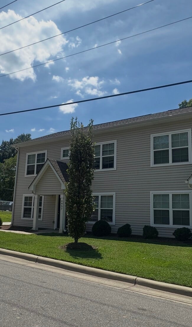 Building Photo - New Units Hillsboro