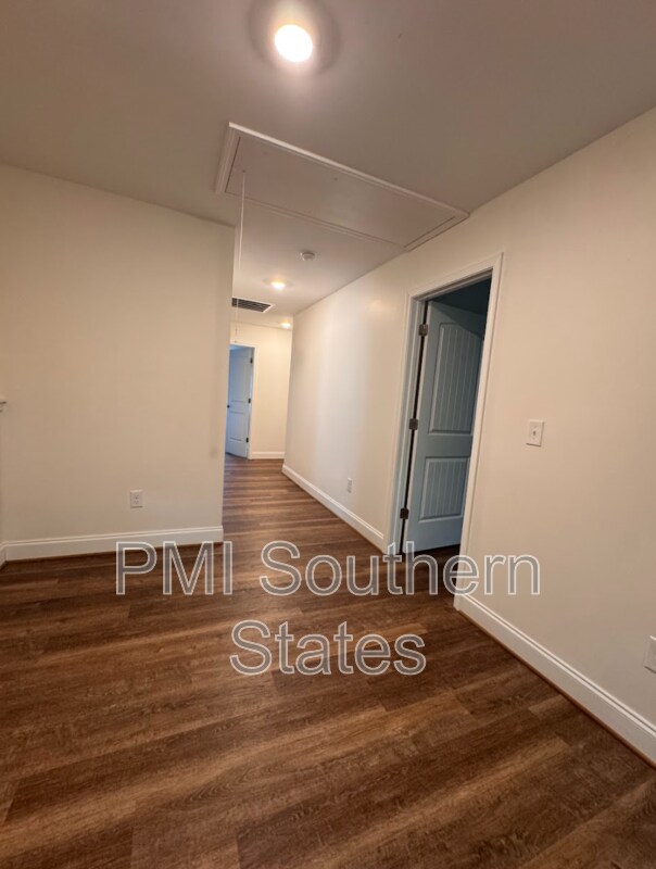 Building Photo - 313 Clarus Crk Wy