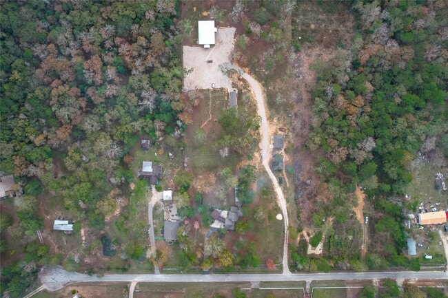 Building Photo - 1300 Campbell Acres Rd