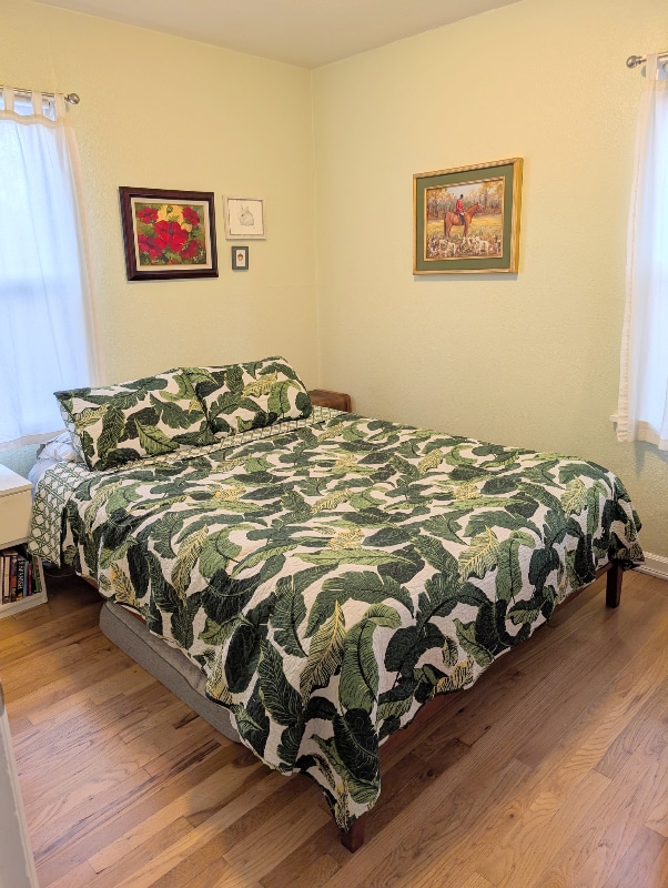 Building Photo - 4914 N Cedar St