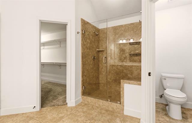 Building Photo - 4525 W University Blvd