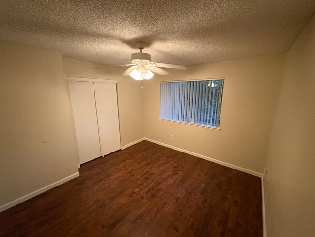 Building Photo - 5101gl