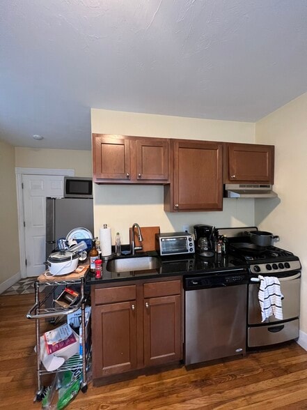 Building Photo - 5 Blake St