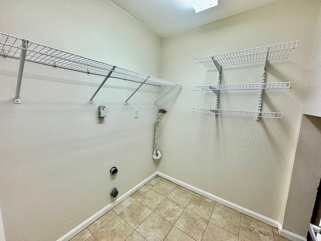 Building Photo - 13 Beal's Cove Rd