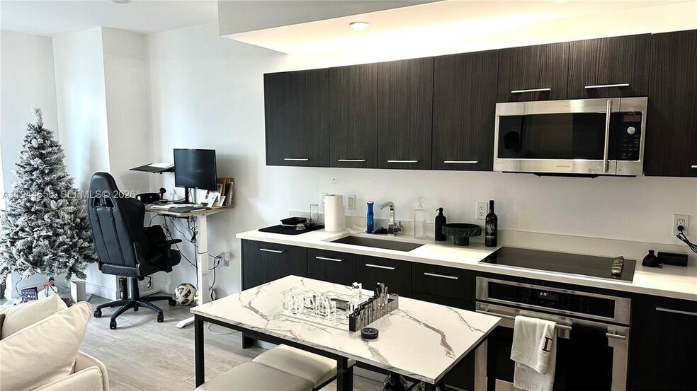 Building Photo - 55 SW 9th St