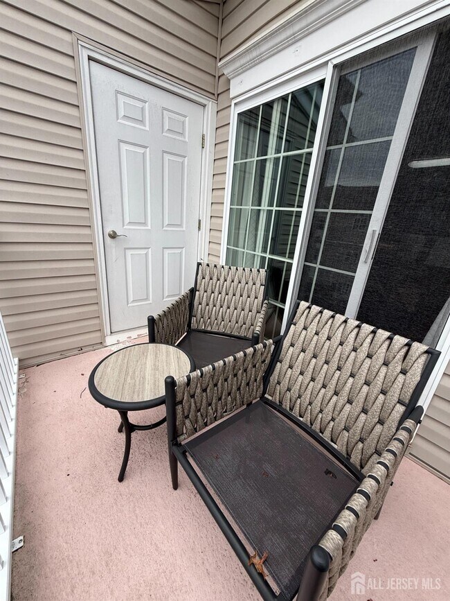 Building Photo - 445 Tower Blvd