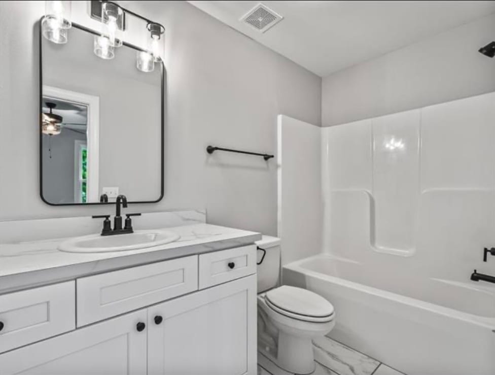 Building Photo - 10 Old Courthouse Way