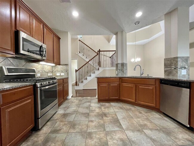 Building Photo - 107 Long Meadow Ct