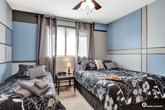 Building Photo - 1726 Cache Dr