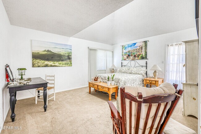 Building Photo - 7333 Golden Hawk Dr
