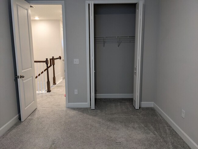 Building Photo - 25 Ibiza Ct