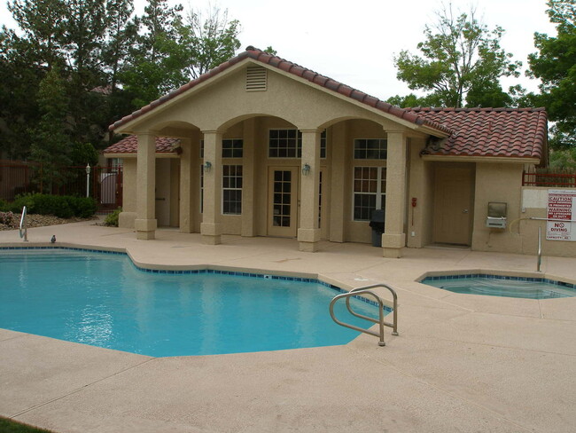 Building Photo - Henderson two bedroom unit for only $1295!