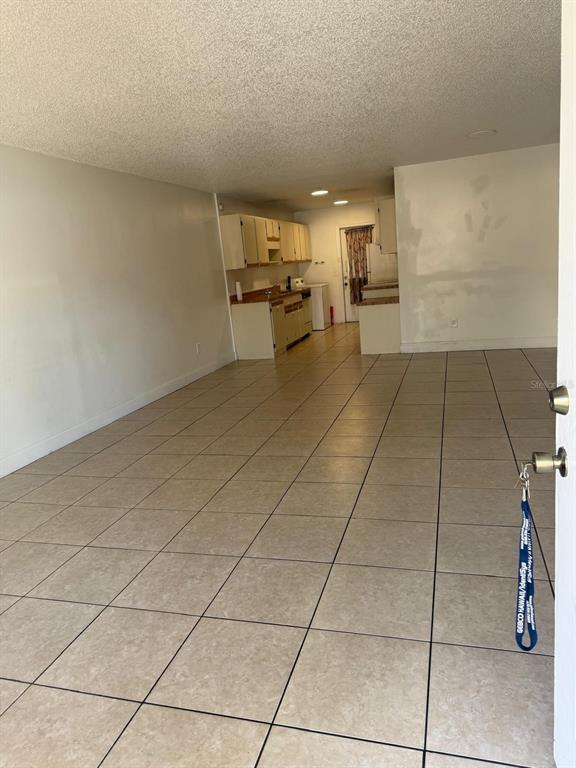 Building Photo - 500 E Rosewood Ln