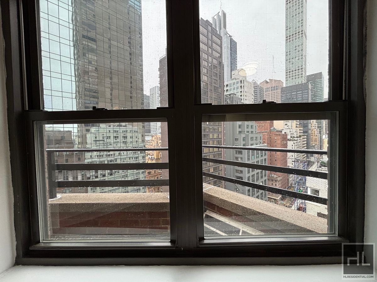 Building Photo - EAST 57 STREET