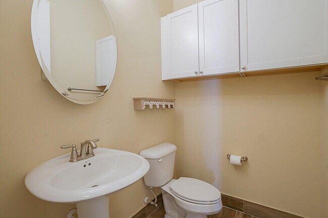 Building Photo - 2863 Bellarosa Circle