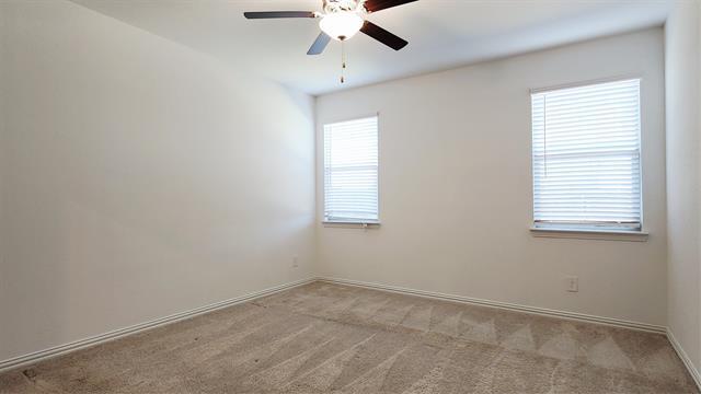Building Photo - 3805 Thomas Plns Dr