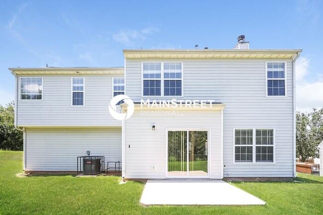 Building Photo - 877 Terance Ave