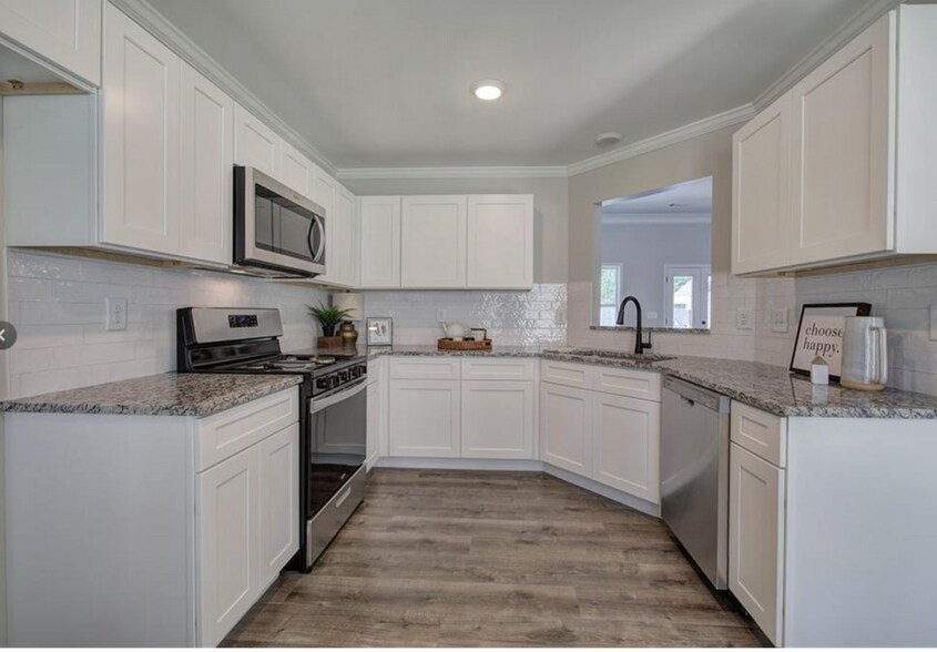 Building Photo - 315 Arbor Cir
