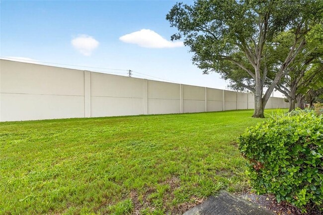 Building Photo - 13250 Ridge Rd S