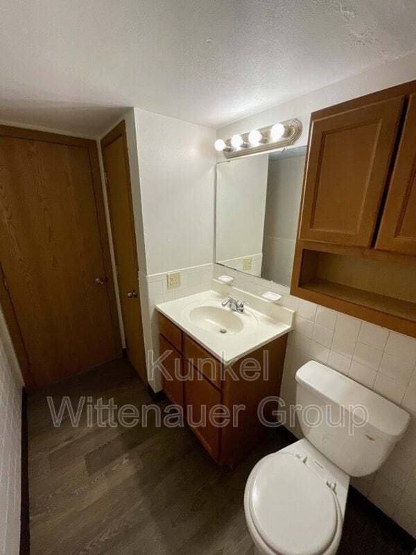 Building Photo - 1805 Jamestown Rd