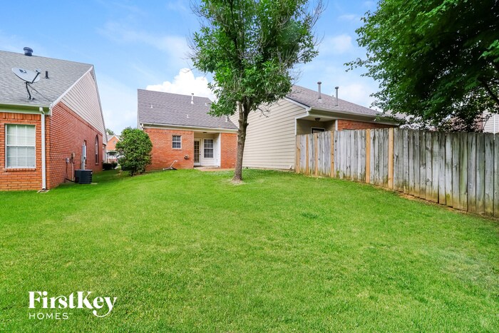 Building Photo - 1139 Brady Hollow Ln