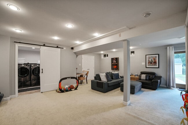 Building Photo - 23647 Rolling Fork Way