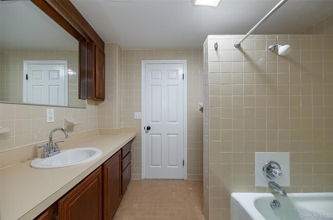 Building Photo - 54 Bennett Common Way