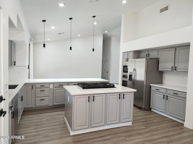 Building Photo - 8449 W Rockwood Dr