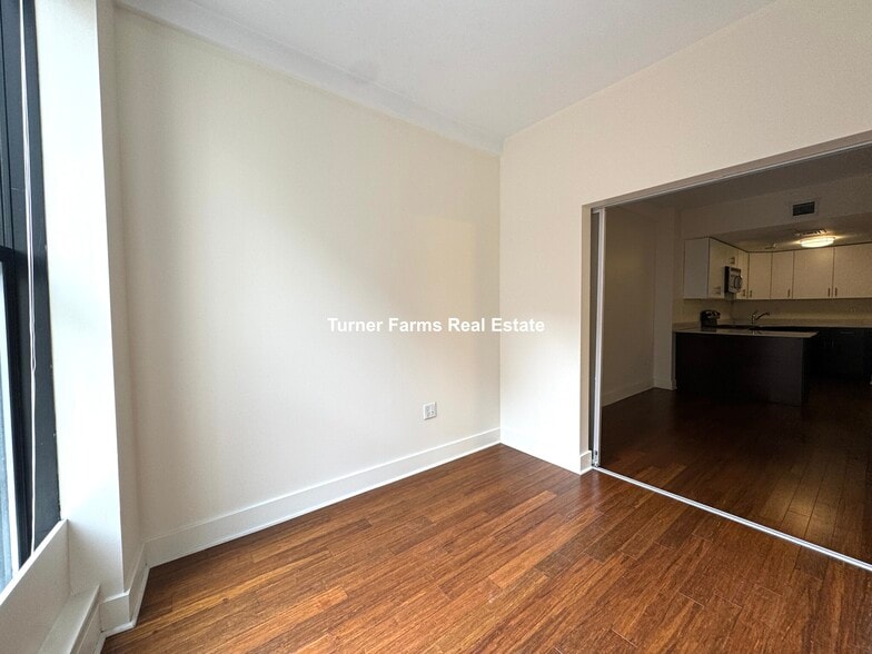 Building Photo - 10 Winter St