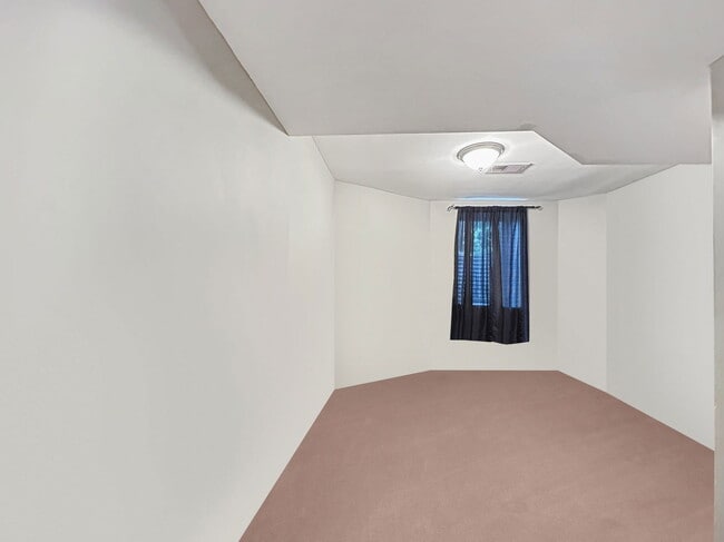 Building Photo - 4101 38th Ave S