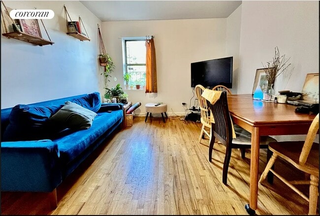 Building Photo - 206 St Nicholas Ave
