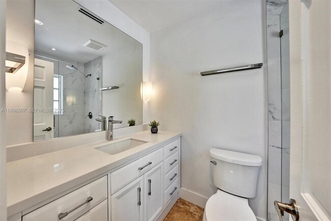 Building Photo - 255 Ridgewood Rd