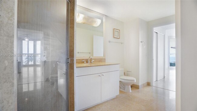 Building Photo - 4775 Collins Ave