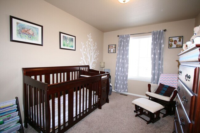 Building Photo - Beautiful 3 bedroom home located in Bannin...