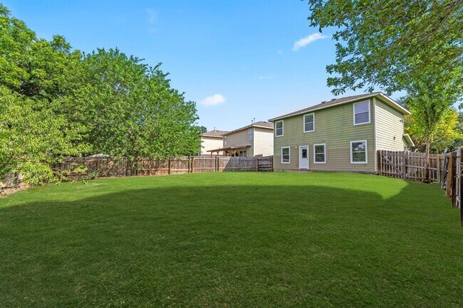 Building Photo - 7409 Elk Pass Dr