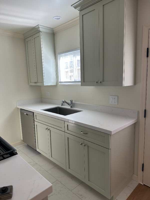 Building Photo - 2580-2580 N Brighton St