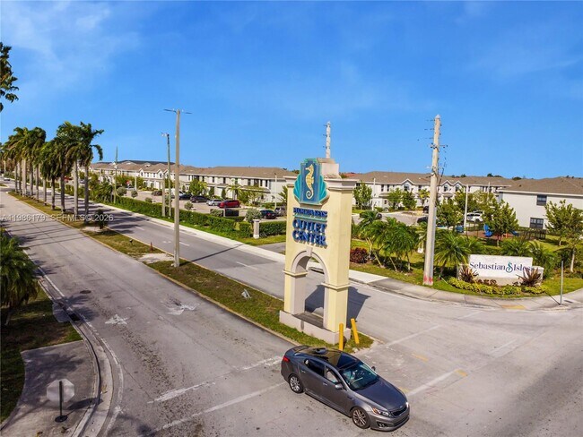 Building Photo - 149 NE 3rd St