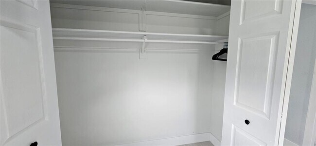 Building Photo - 251 SE 46th St