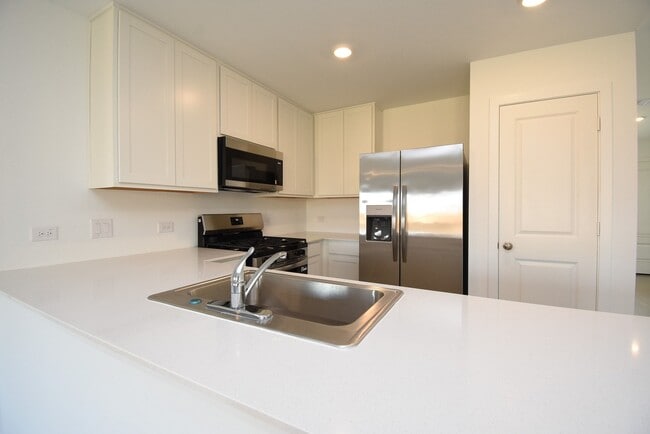 Building Photo - 3083 Sunset Glory Dr