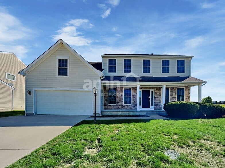 Primary Photo - 942 Mill Run Dr