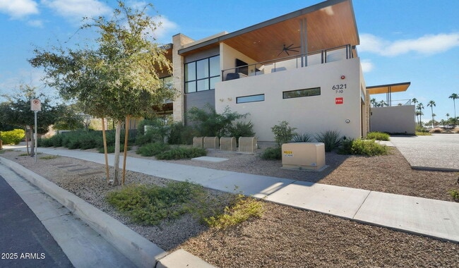 Building Photo - 6321 E Phoenician Blvd