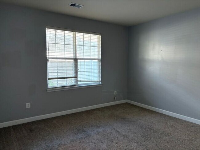 Building Photo - 8302 Gibbs Way
