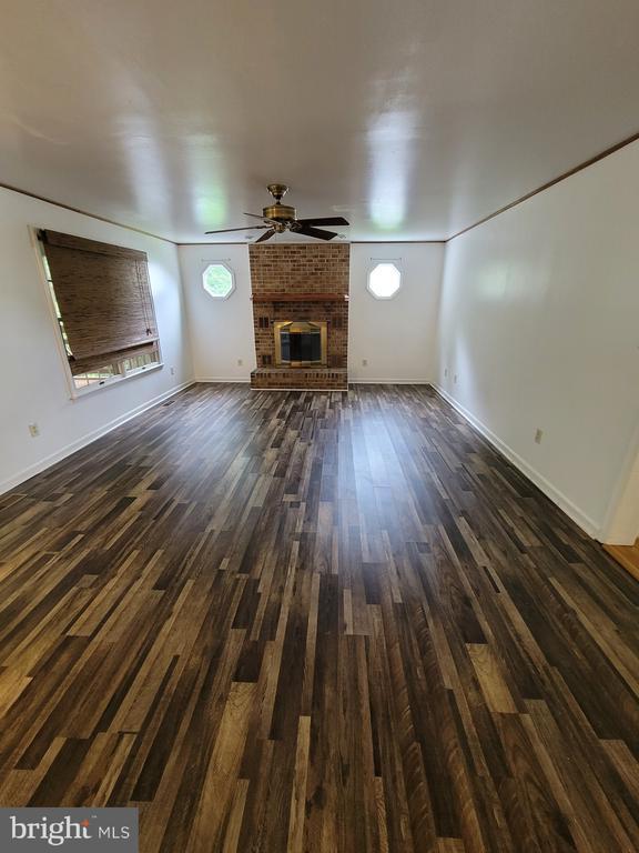 Building Photo - 2435 Pimpernel Dr