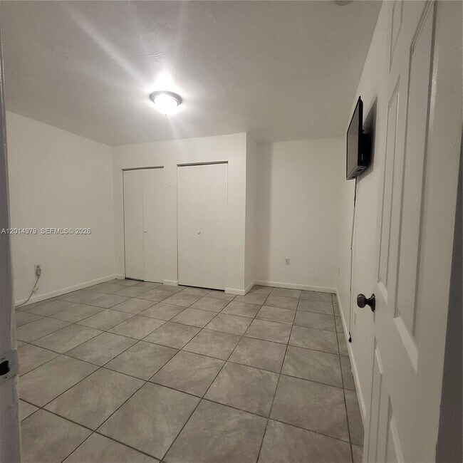 Building Photo - 315 NW 59th St
